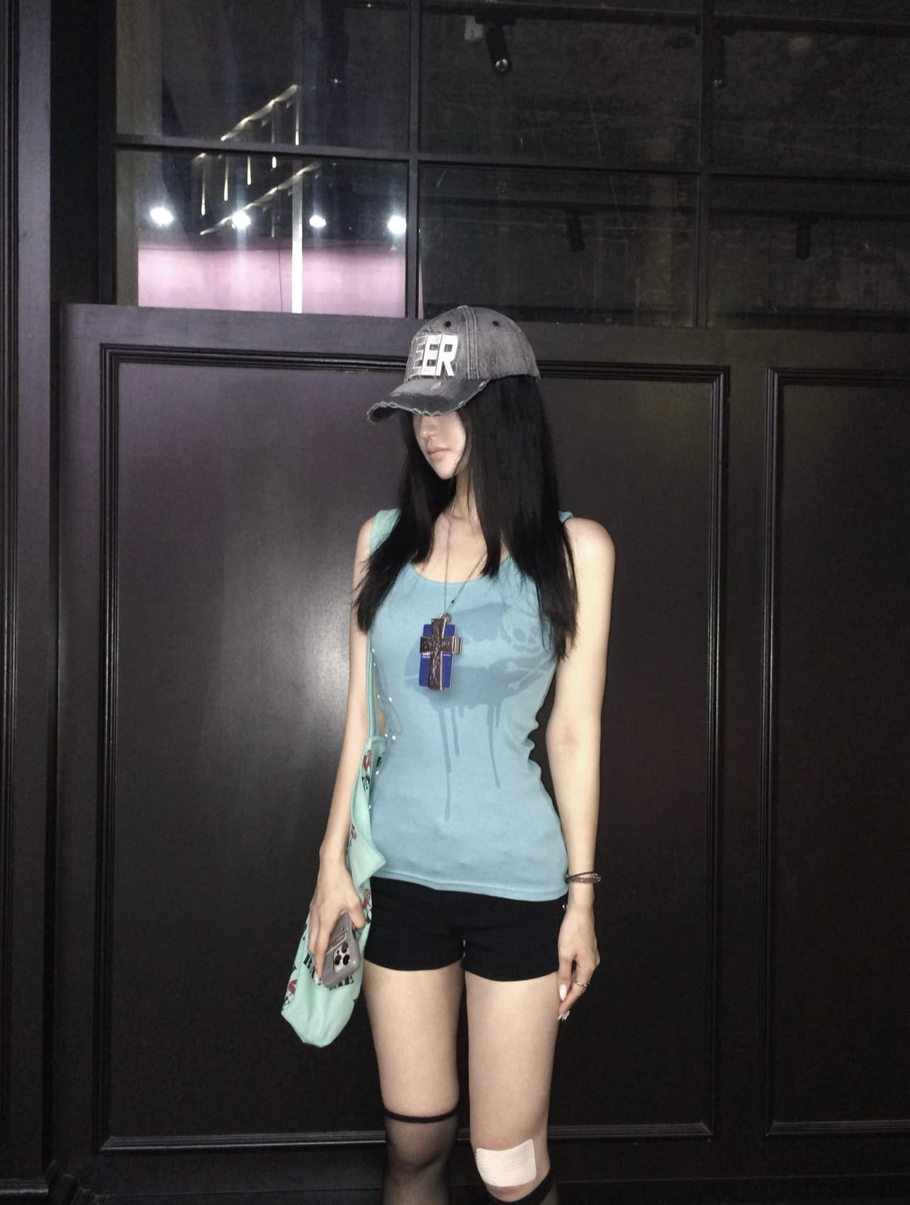 PEARL KISS SLEEVELESS