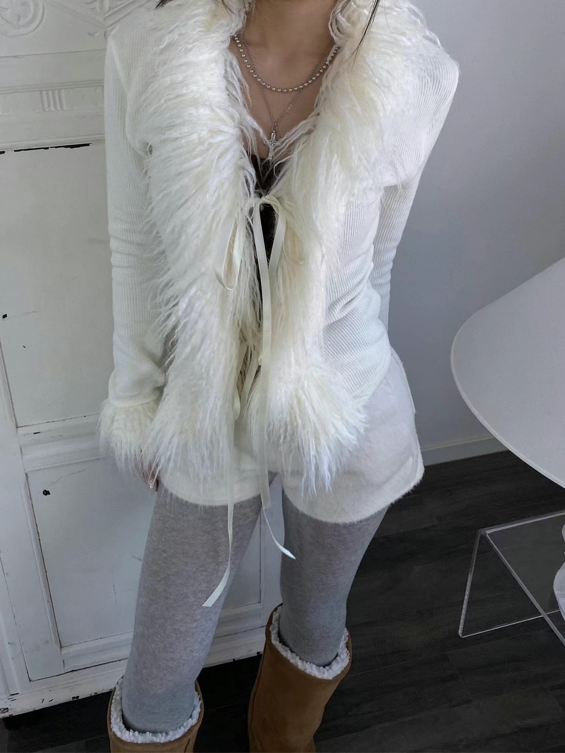 小眾設計毛絨絨綁帶針織外套