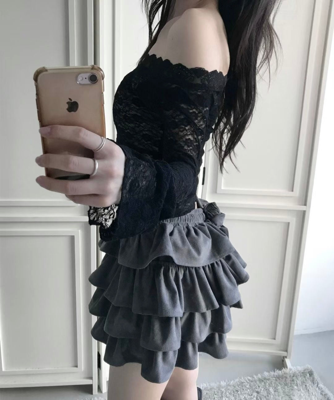 ‘Moonstruck’ off shoulder top