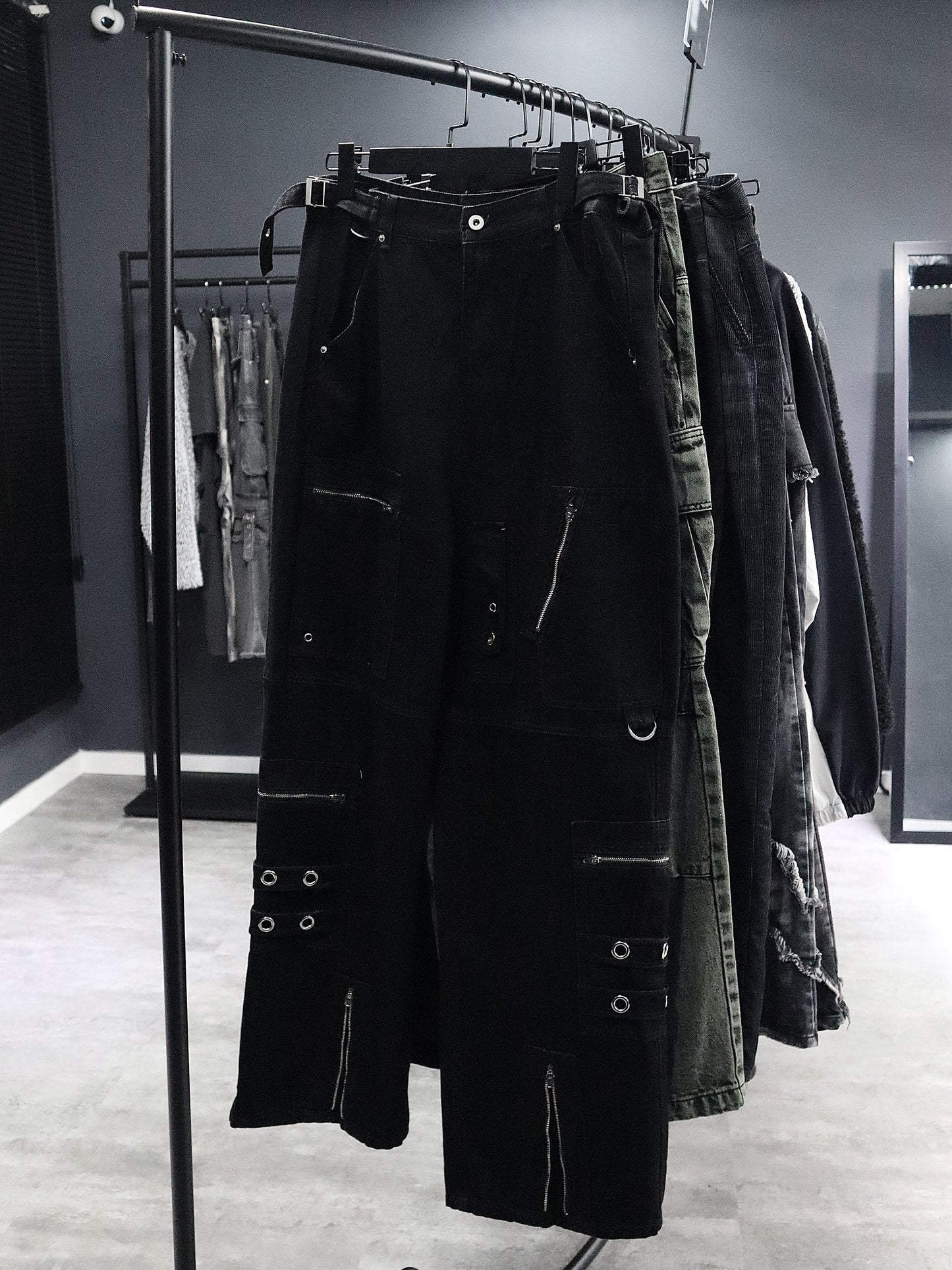 [unisex] metal ring adjustable jeans
