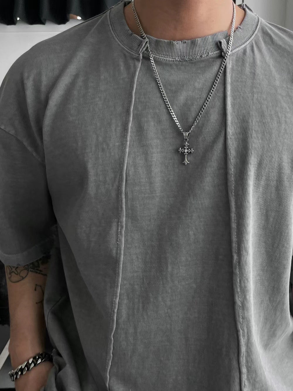 ‘LOV3’ Tee