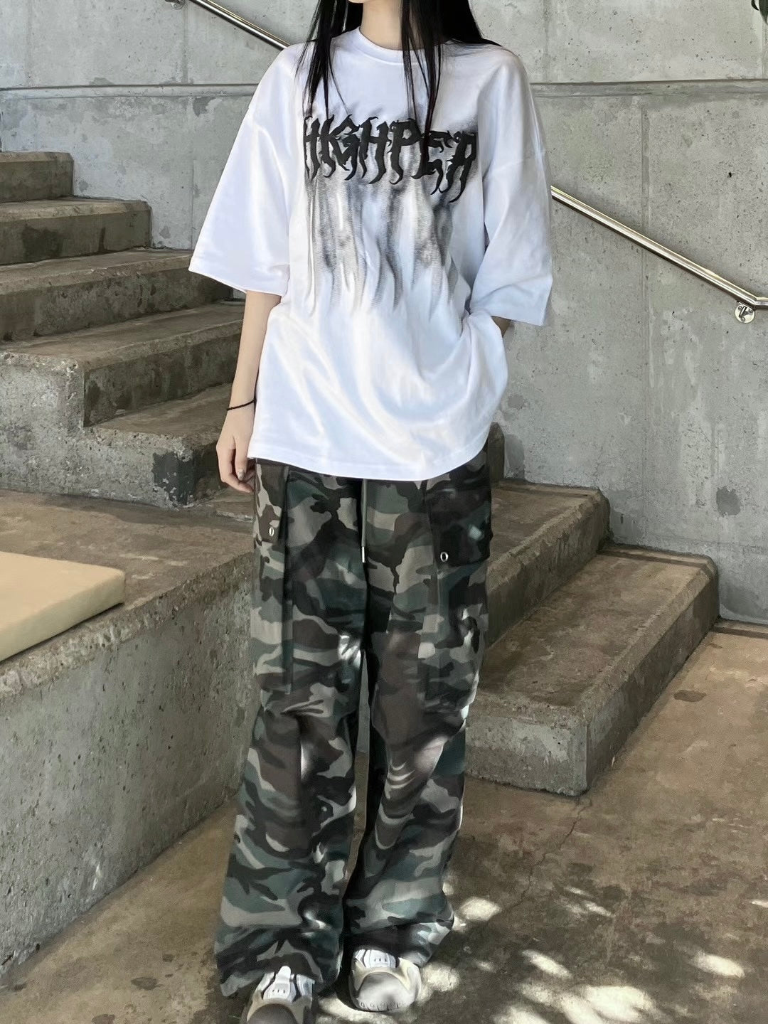 [unisex] 重磅火焰圖案tee