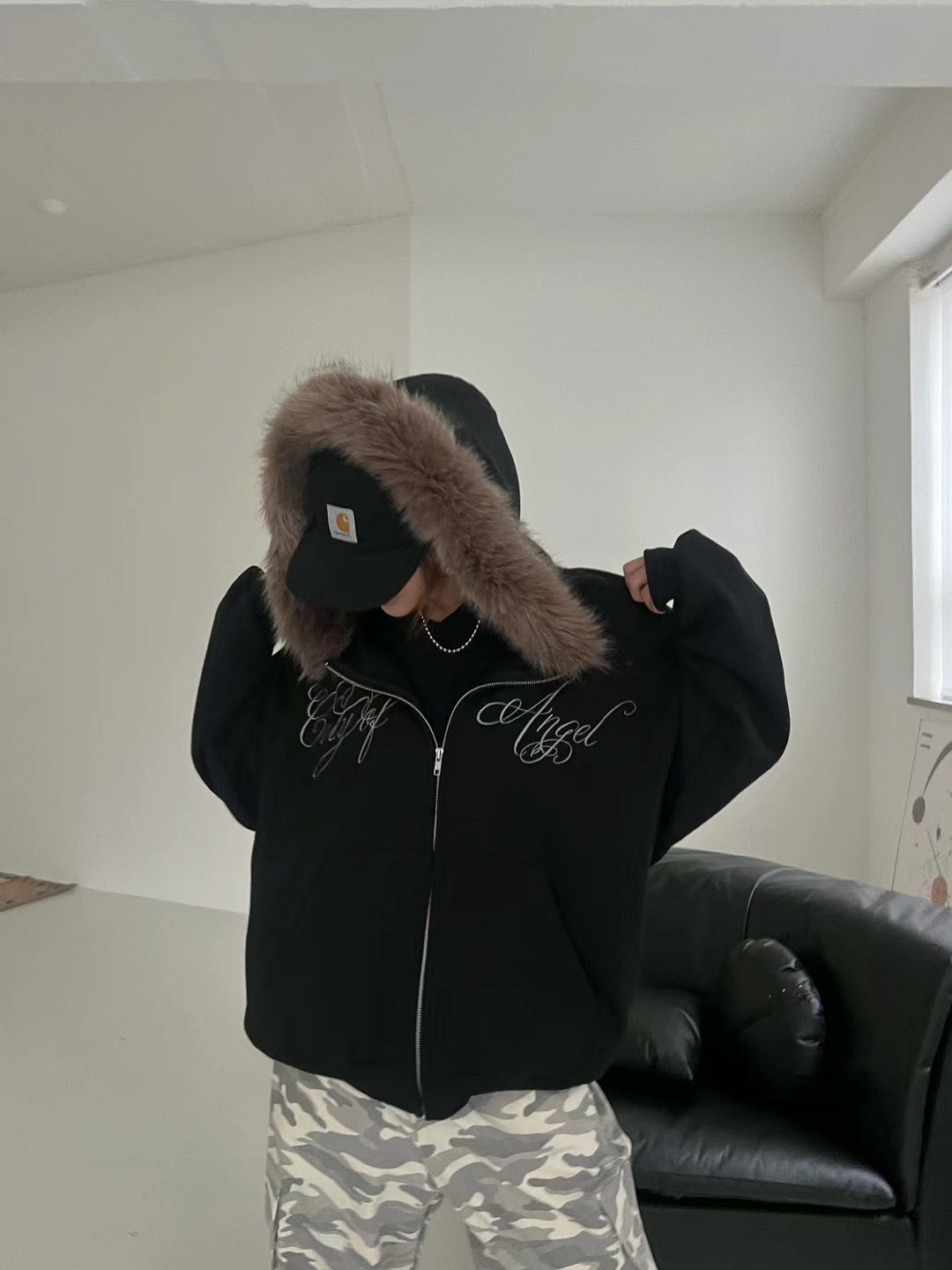 Fur angel hoodie zip up