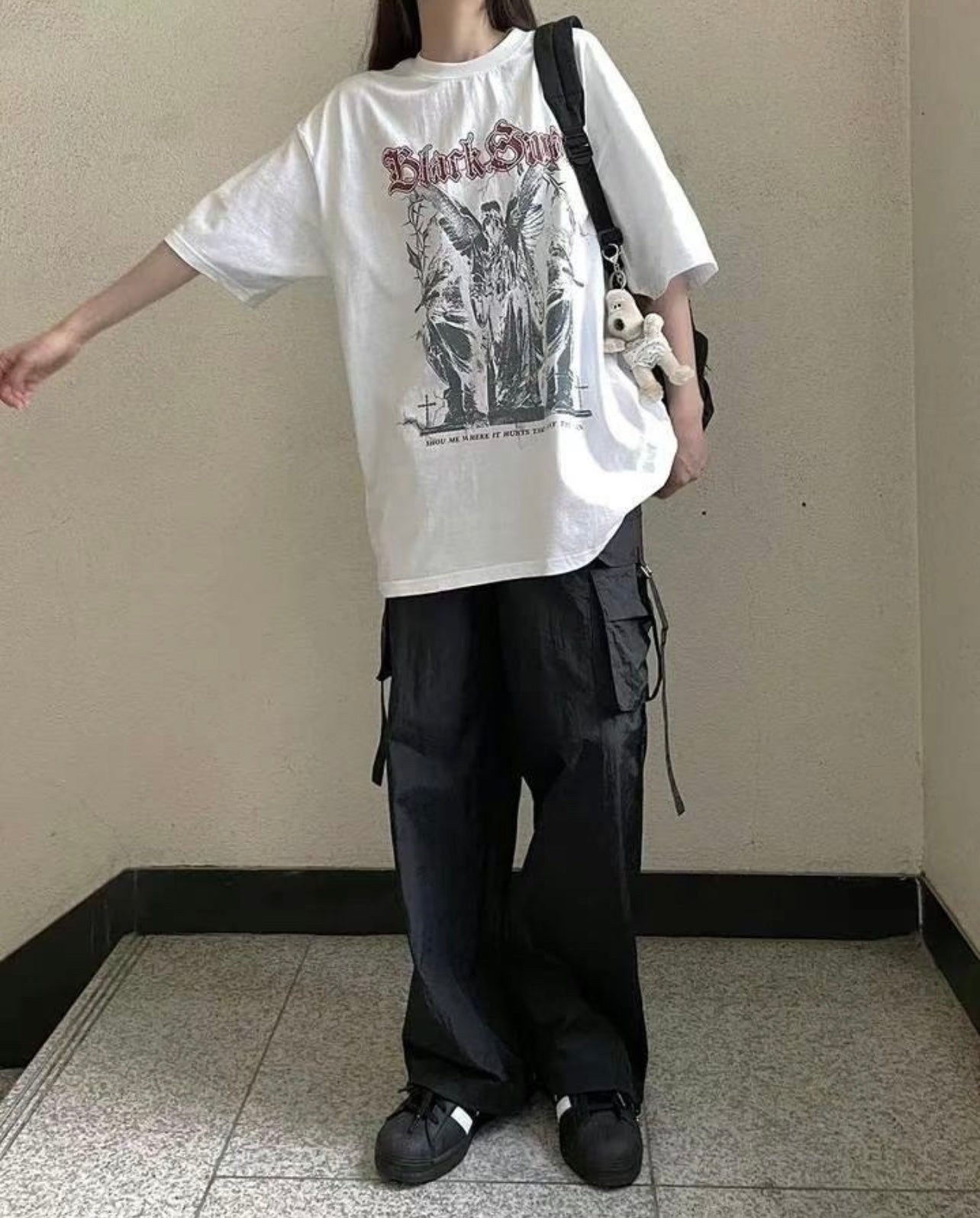 Grave print tee