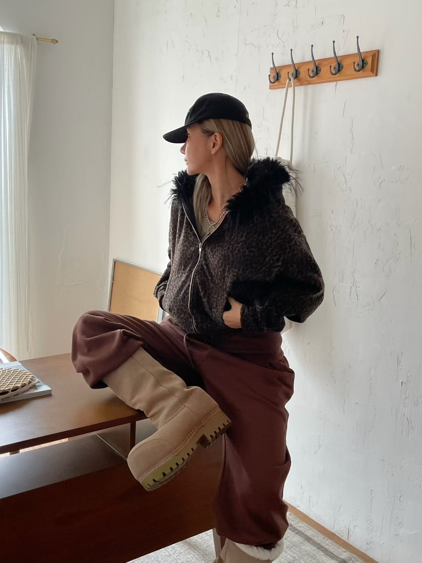 ‘AH AH’ leopard fur hoodie zip up