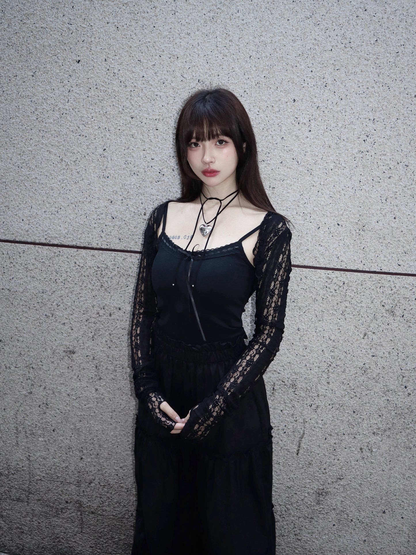 Must have lace outer