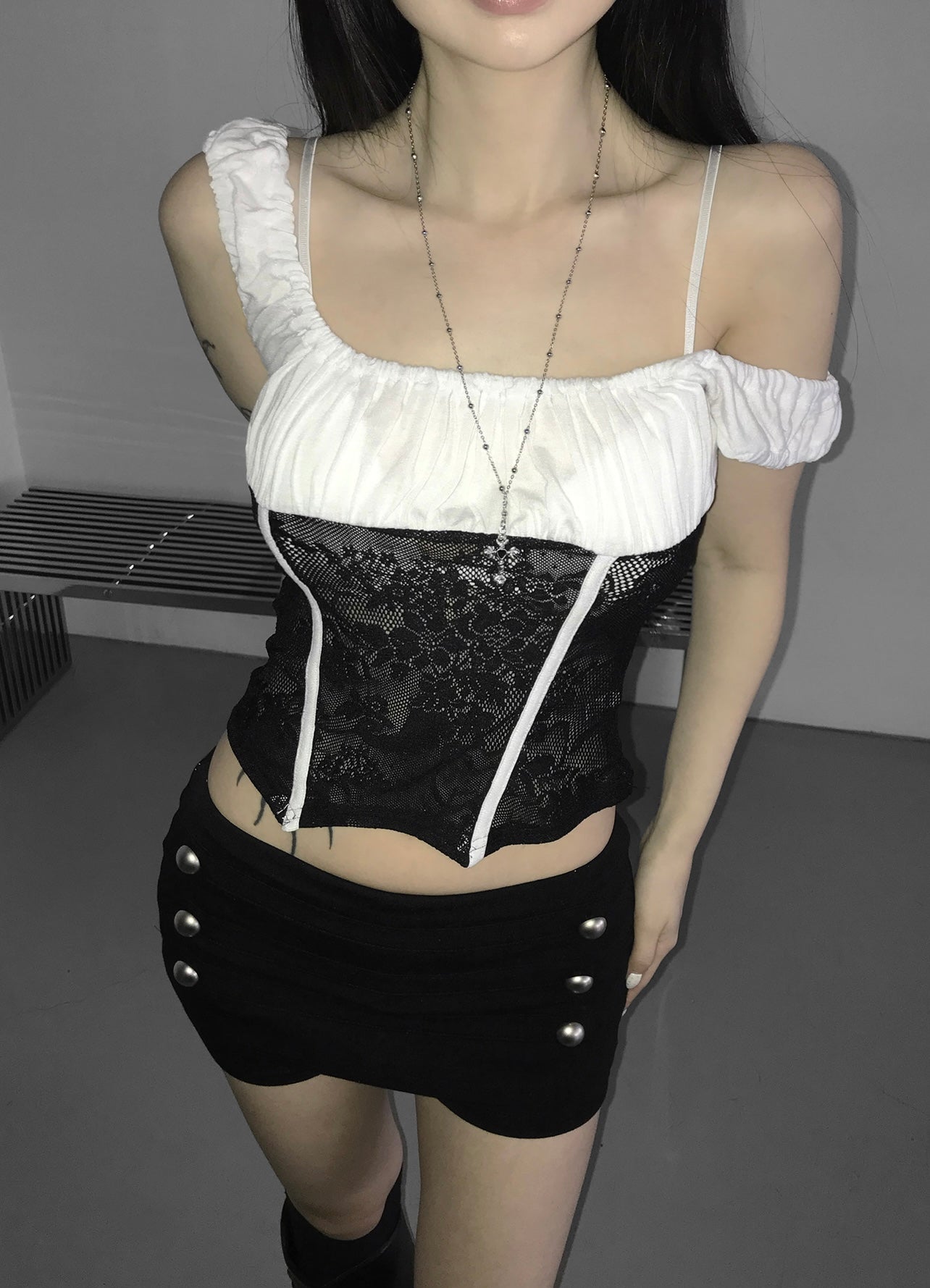 ‘HON2ST’ 2way top