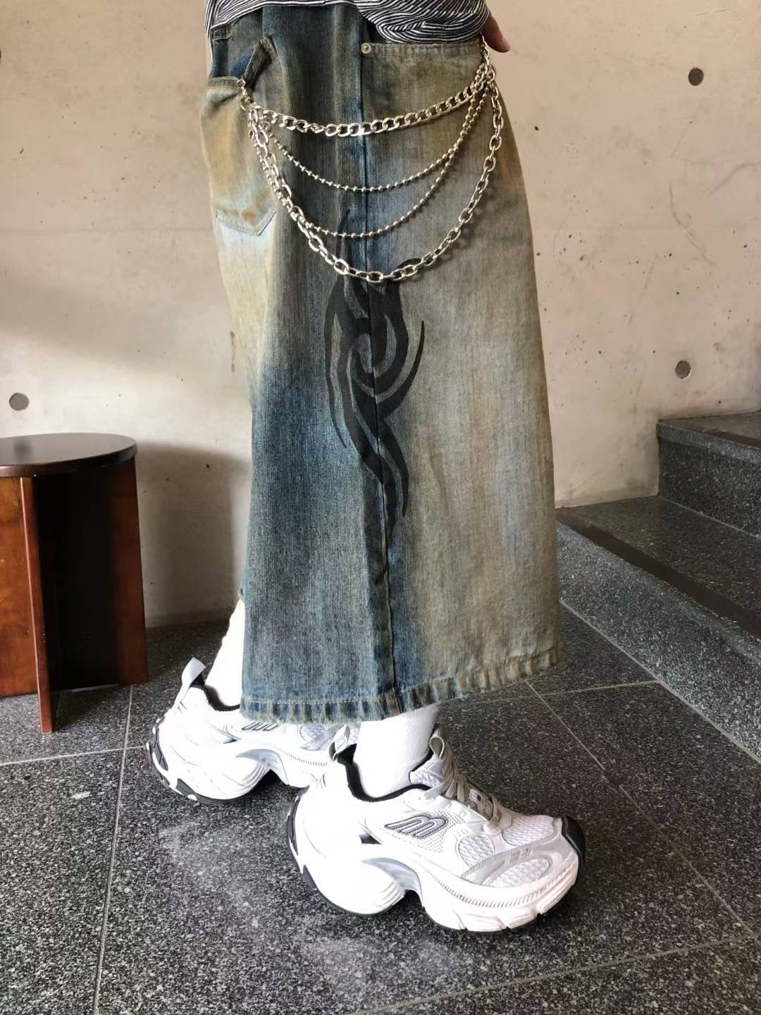 Swirl dirty jorts