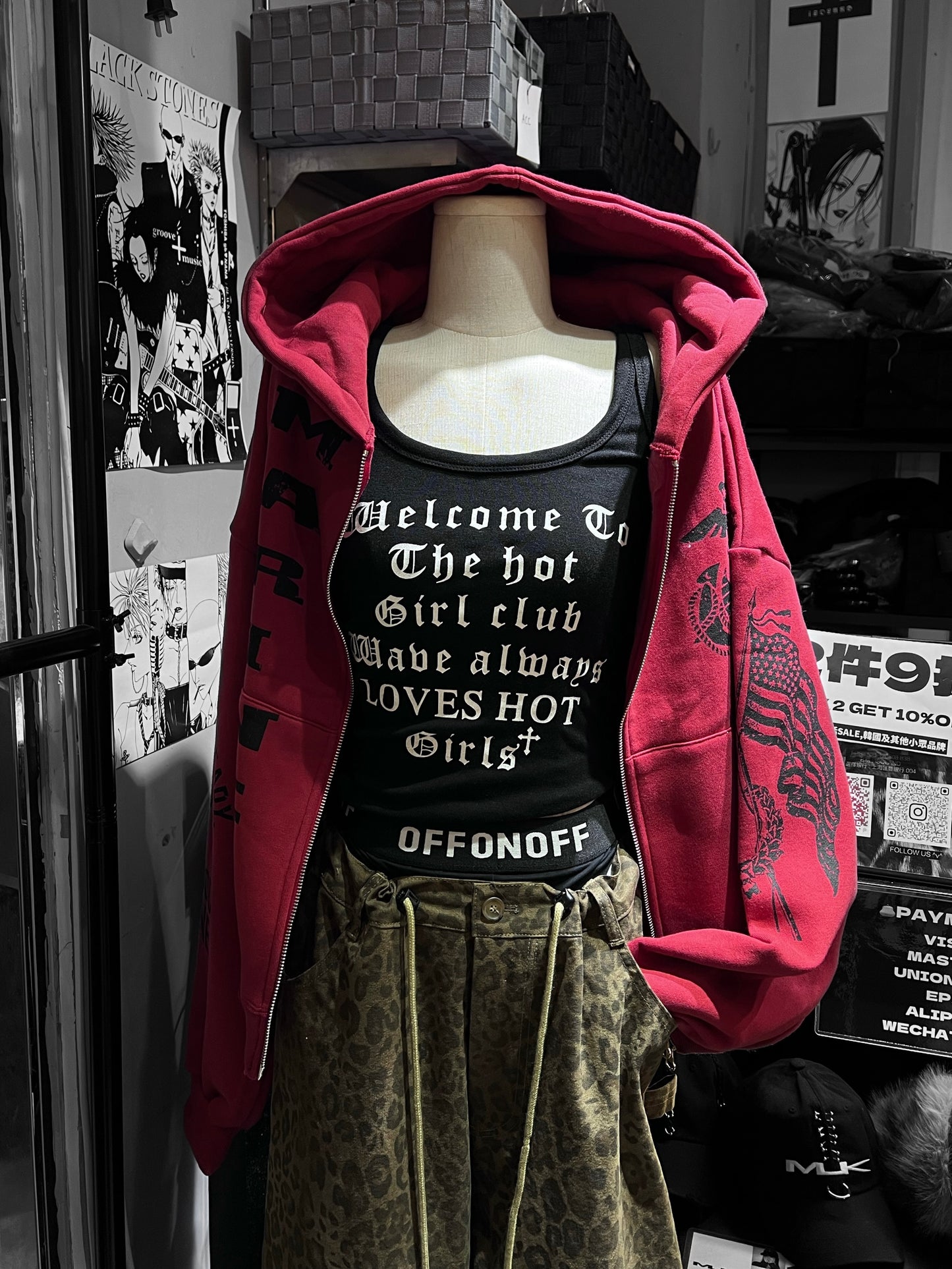 ‘Hot girl club’ tank top