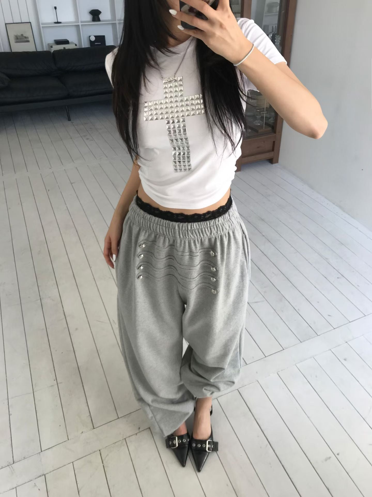 layer必備!!♡ ‘Life is wet’ lace shorts