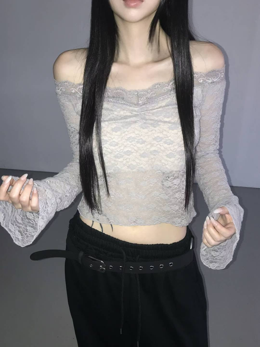 ‘Moonstruck’ off shoulder top