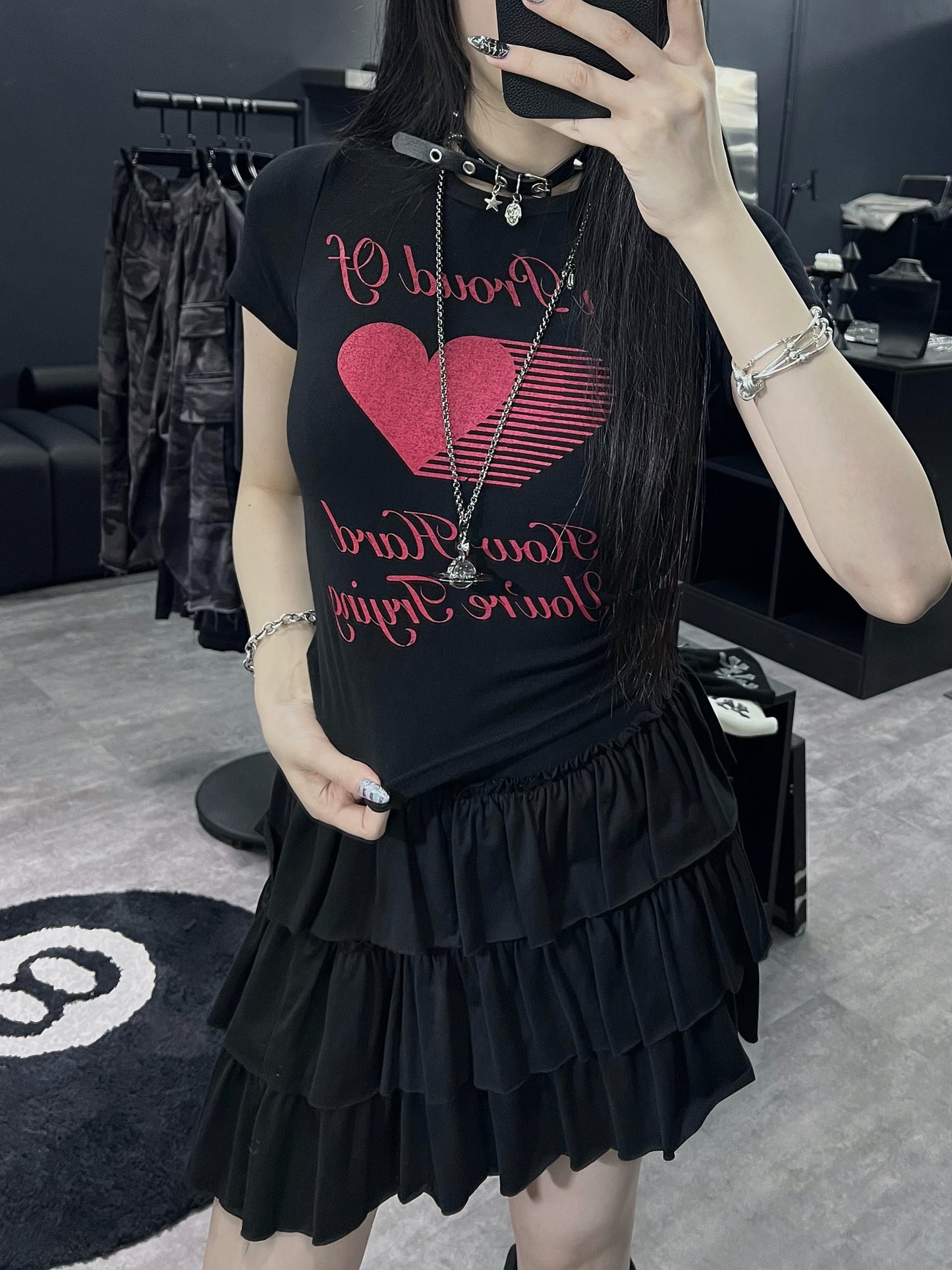 Heart shaker tee