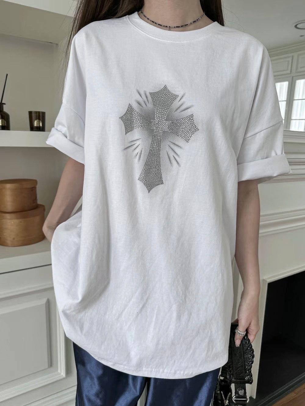 Diamond cross tee