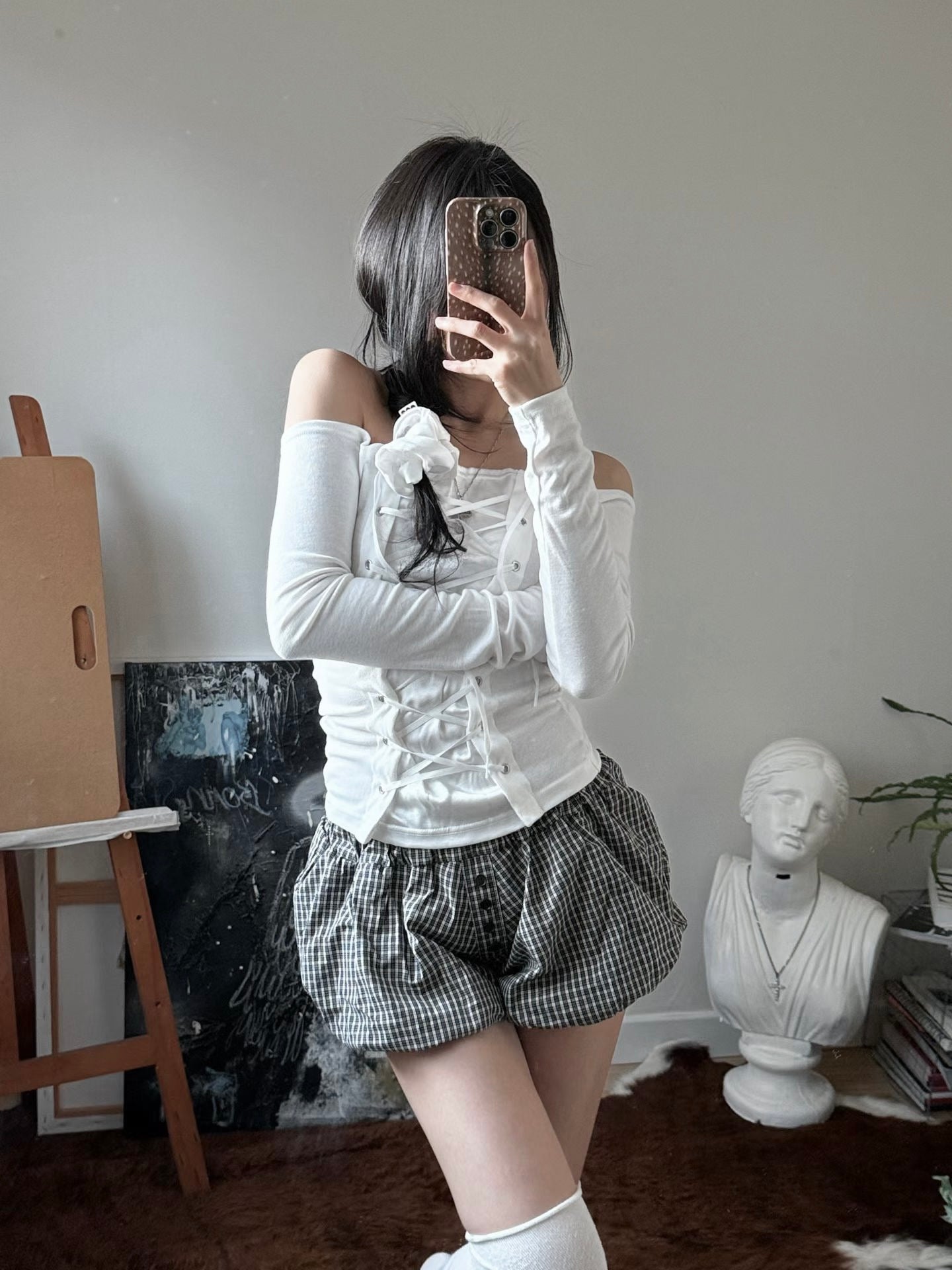 ‘I know love’ off shoulder top
