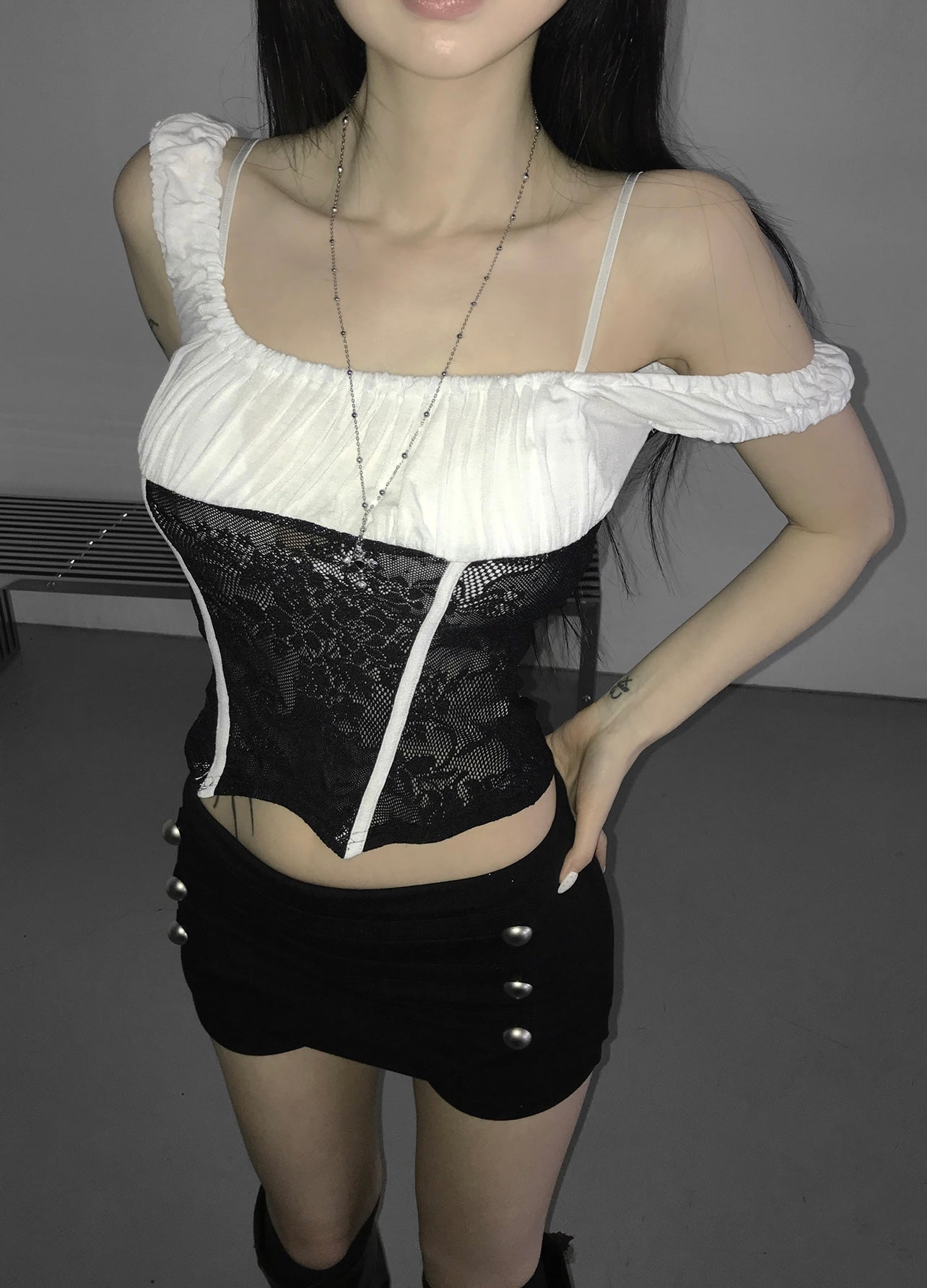 ‘HON2ST’ 2way top
