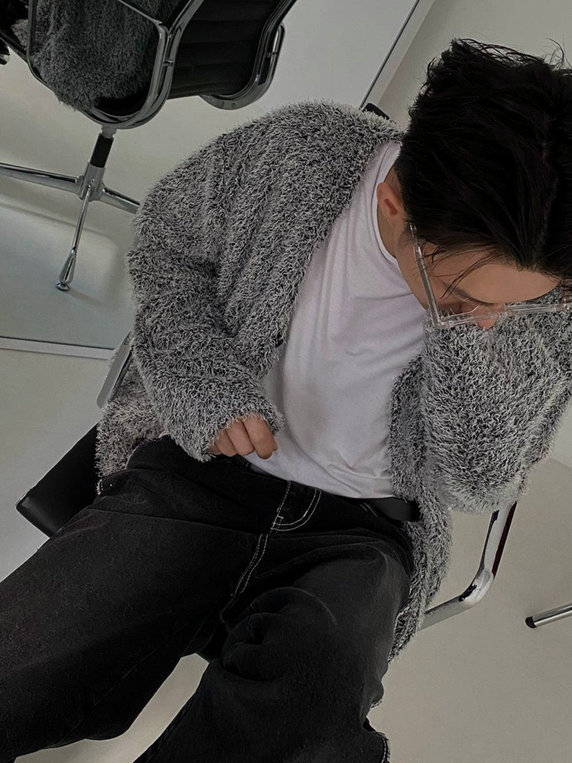 [unisex] Fluffy button cardigan