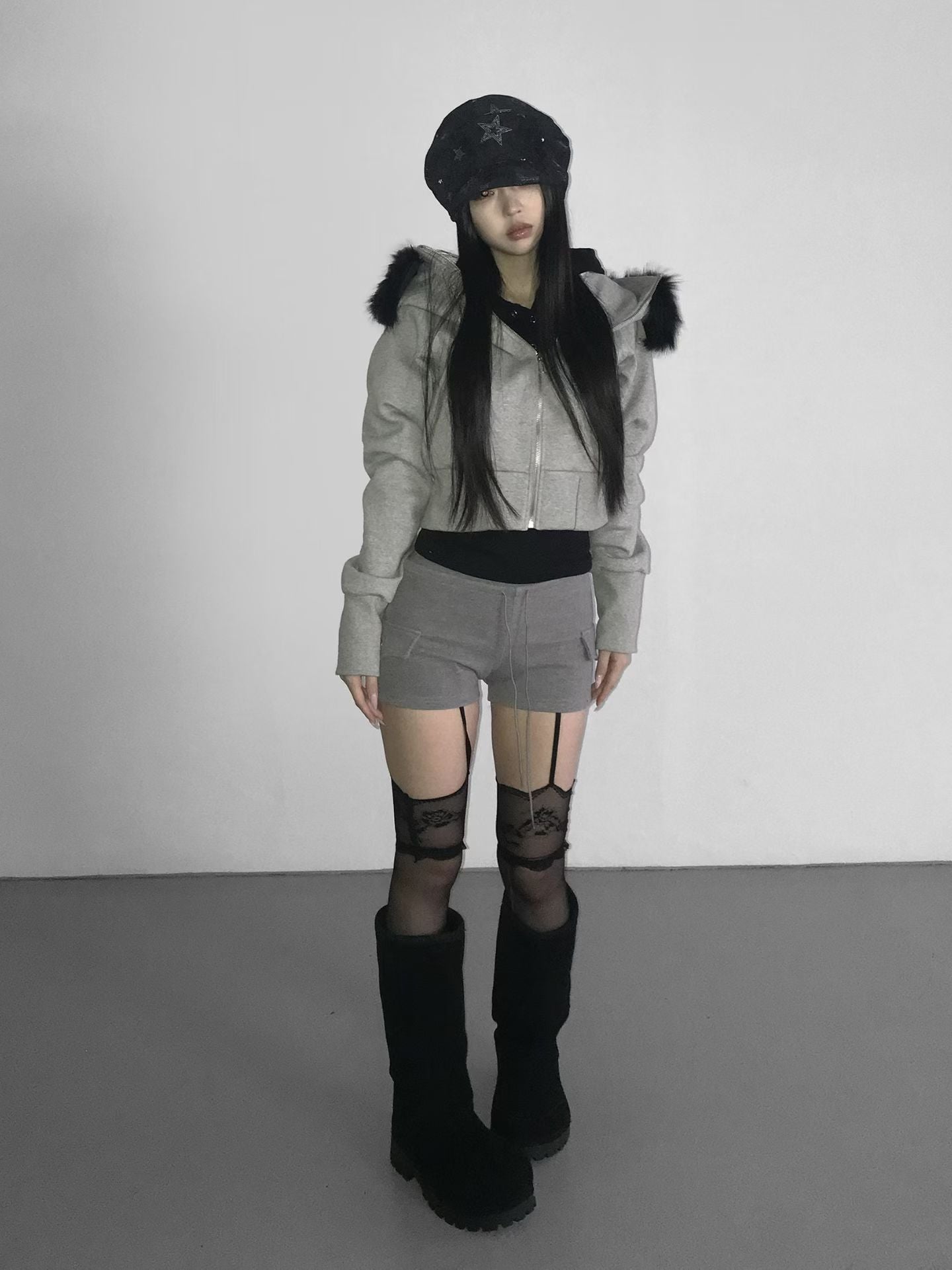‘Jealous type’ fur cropped hoodie zip up