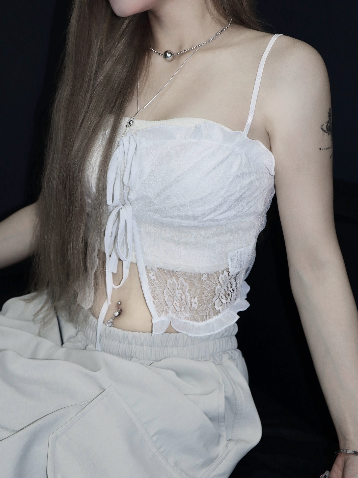 Ribbon lace fungus side tank top