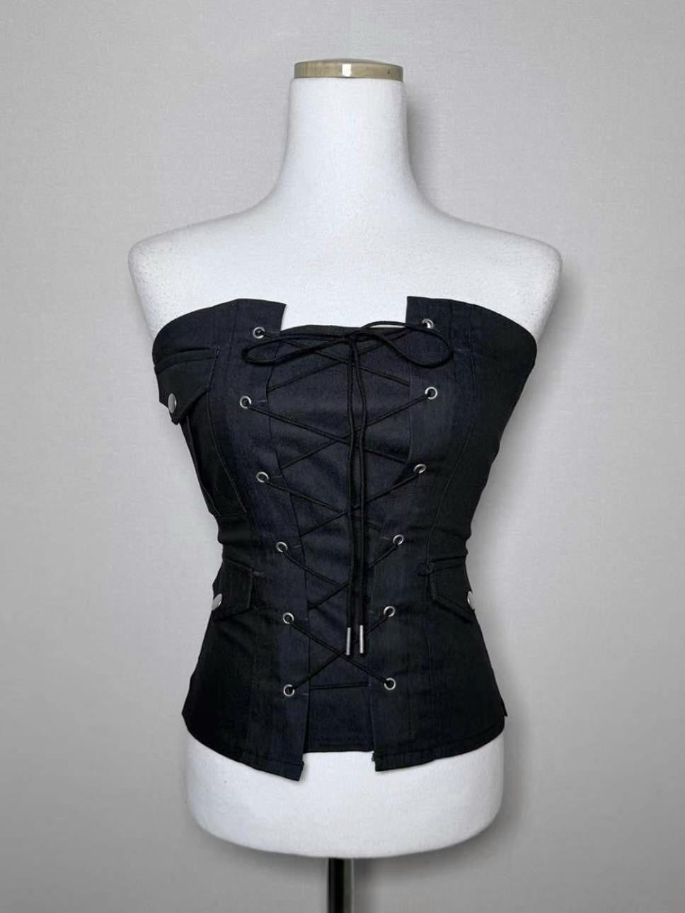 Lips hips kiss tube top