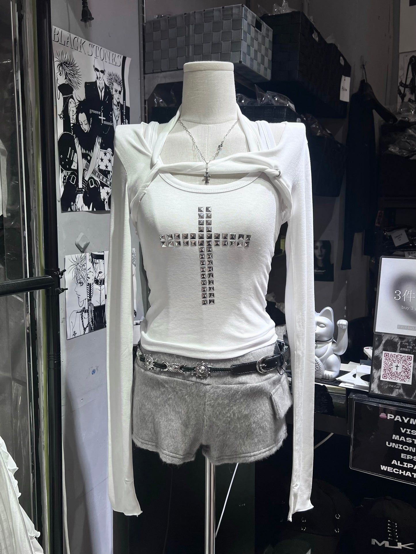 ‘ROSARY’ tank top