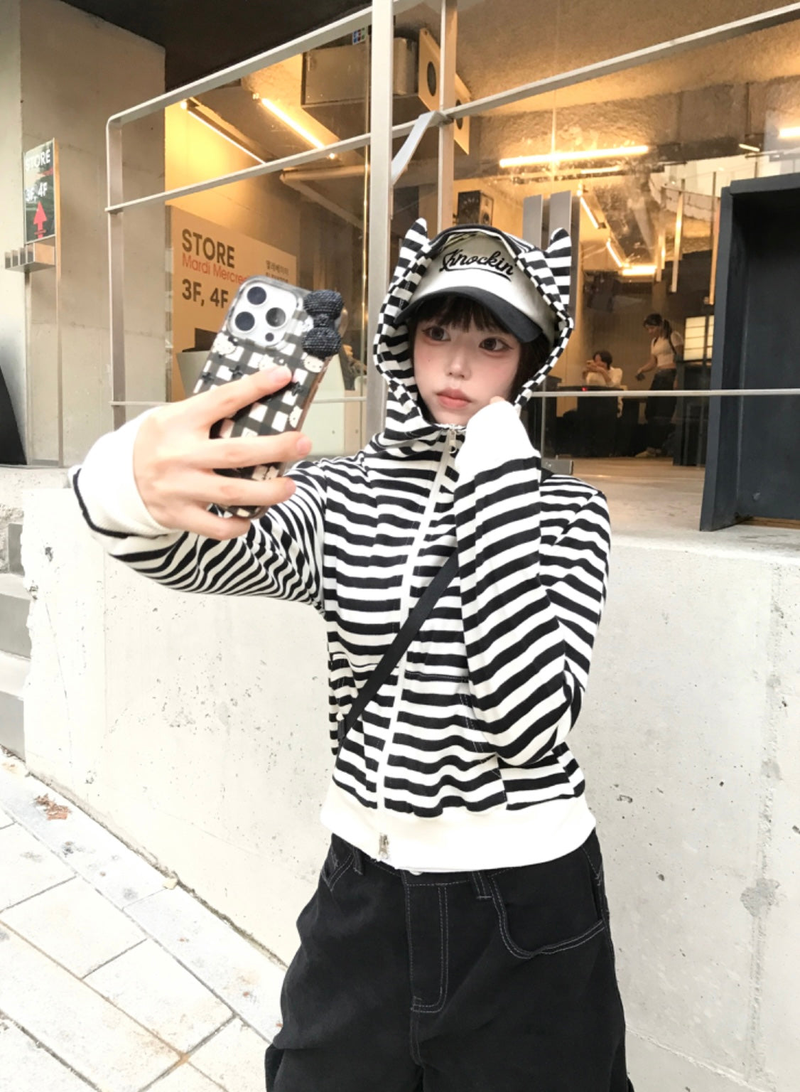 Cat ear stripe crop hoodie