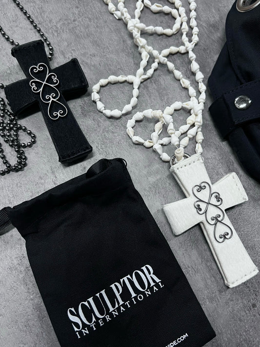 Cross hair on strap wallet