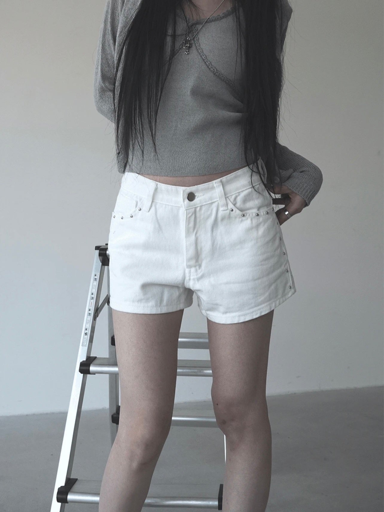 ‘Blind’ shorts