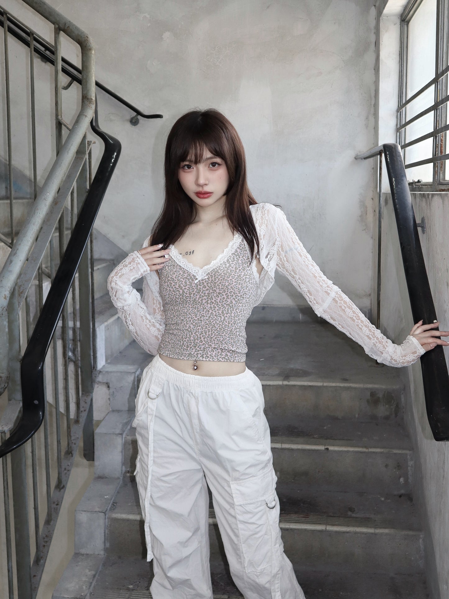Must have lace outer