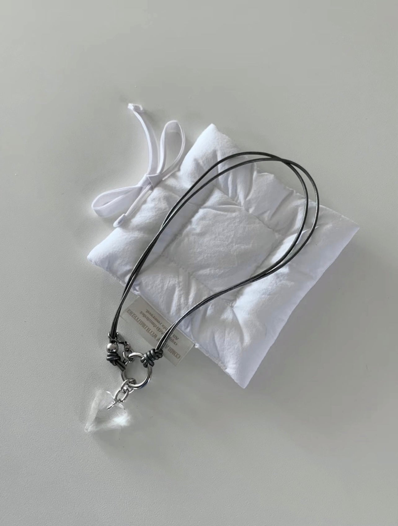 Crystal heart leather choker
