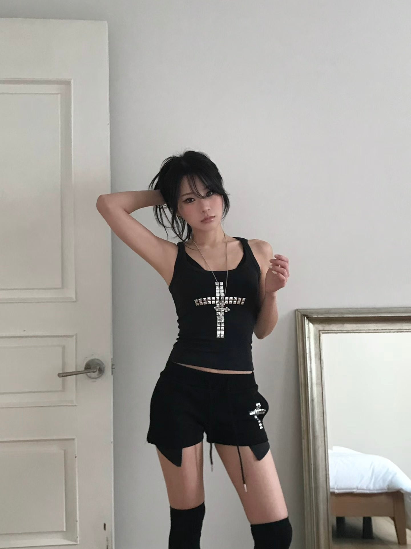 ‘ROSARY’ tank top