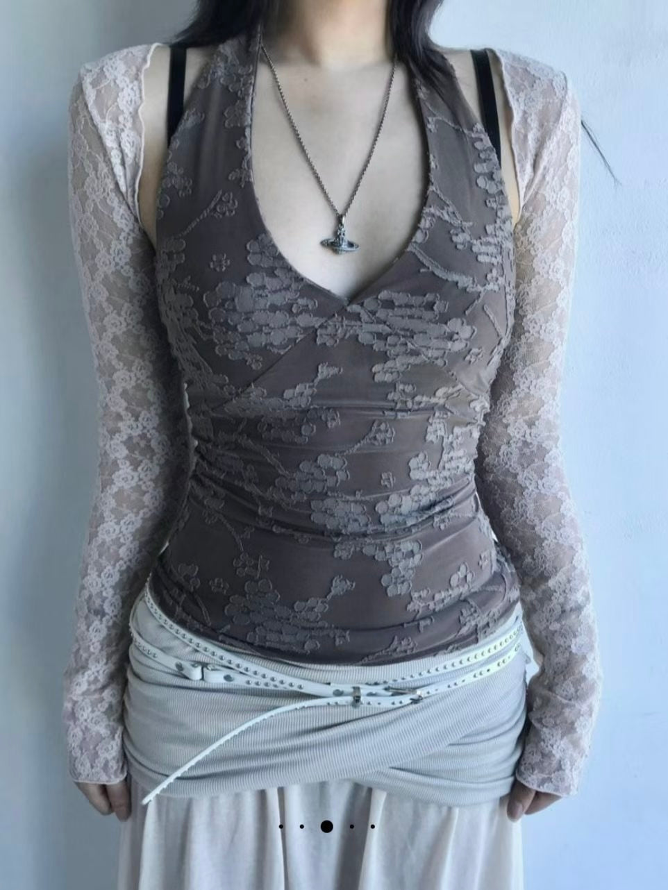 ‘MAY’ rose pattern outer