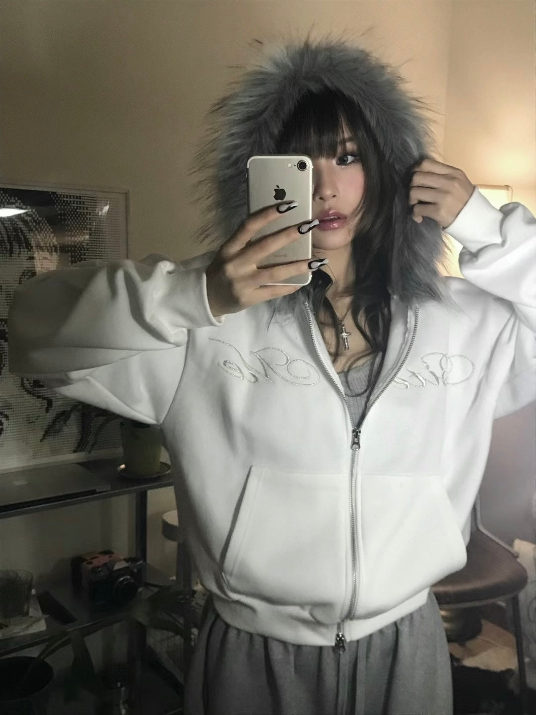 ‘BITE ME’ hoodie zipup