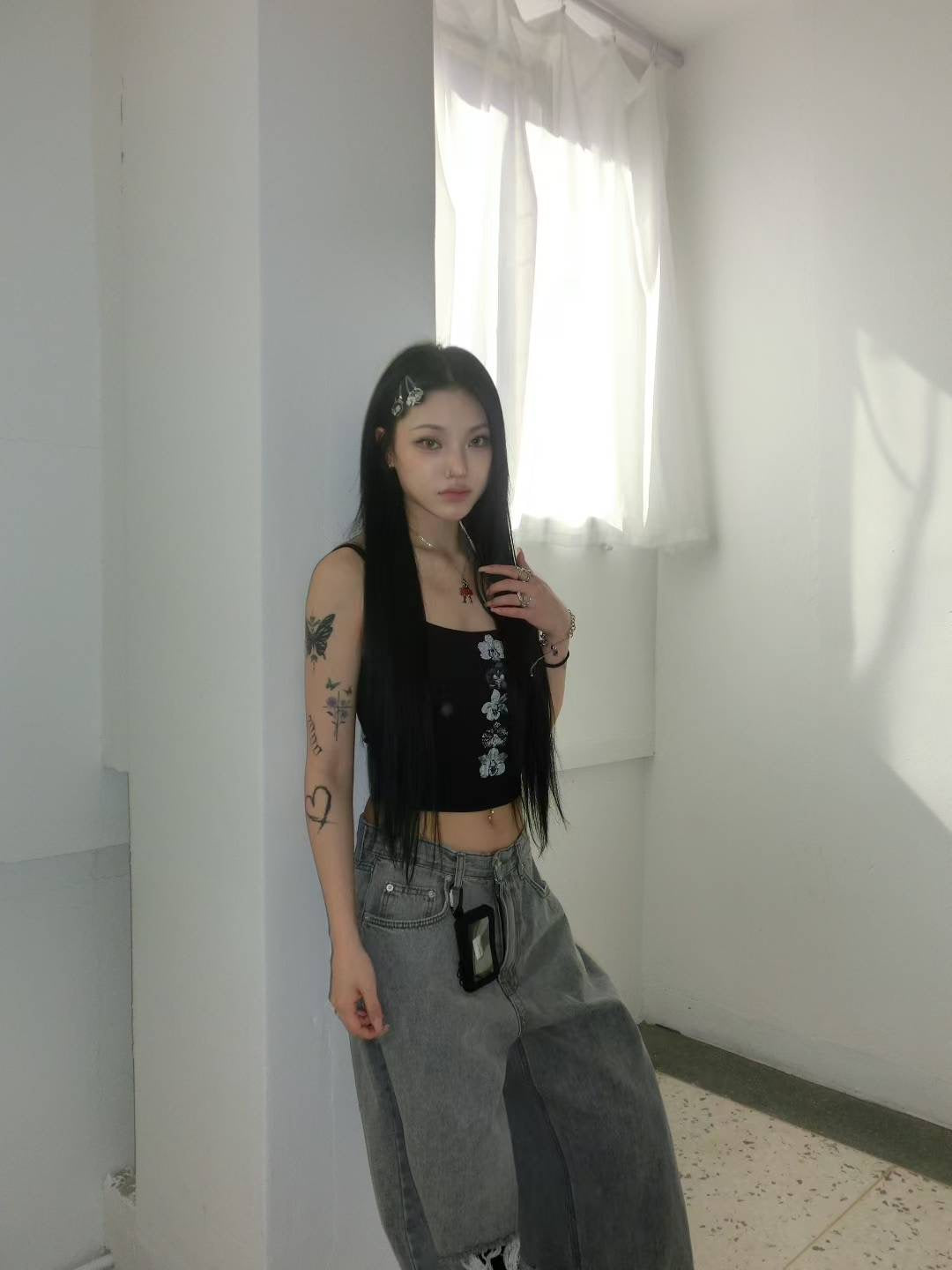 Flowers tattoo tank top with padding