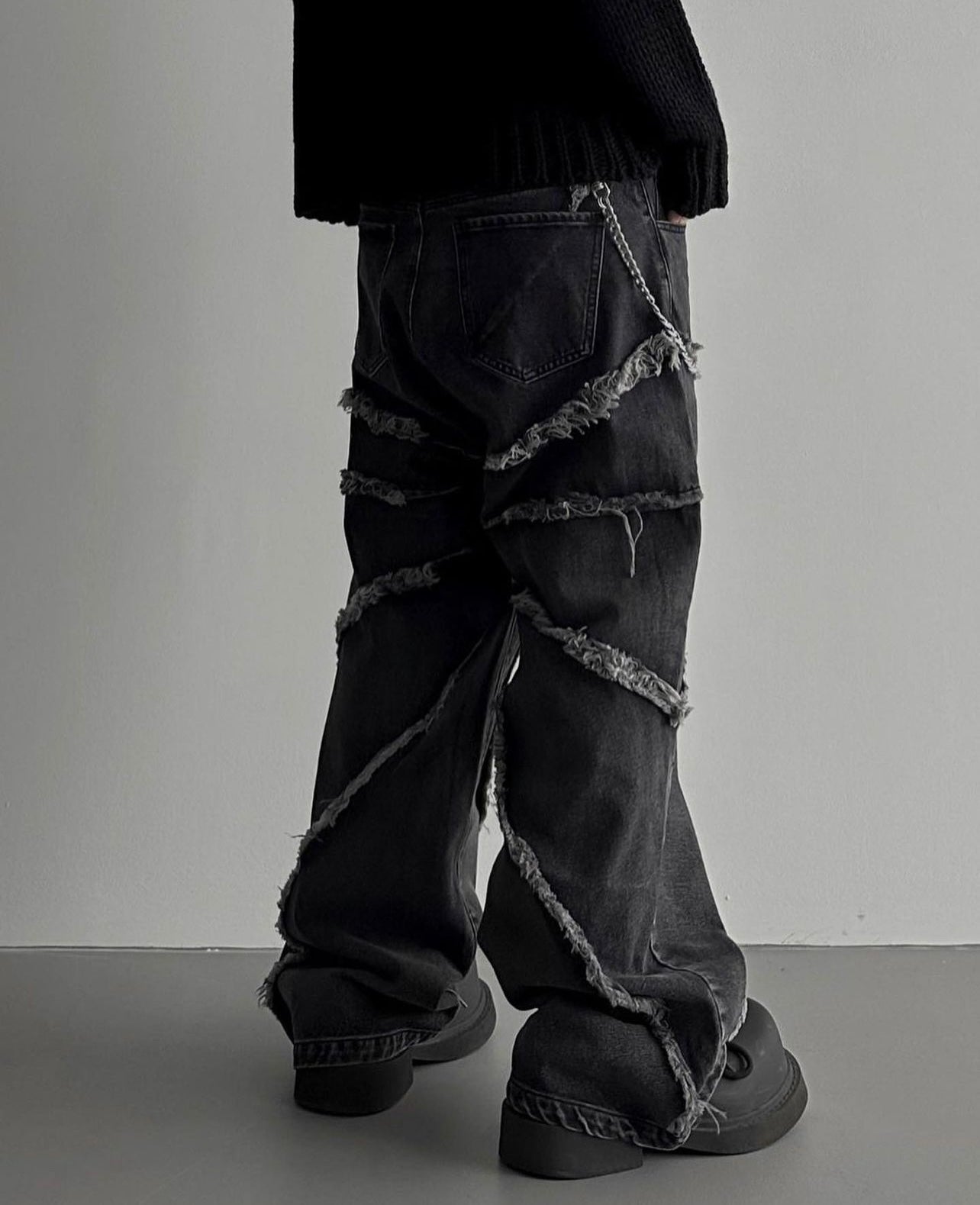 [unisex] spider silk jeans