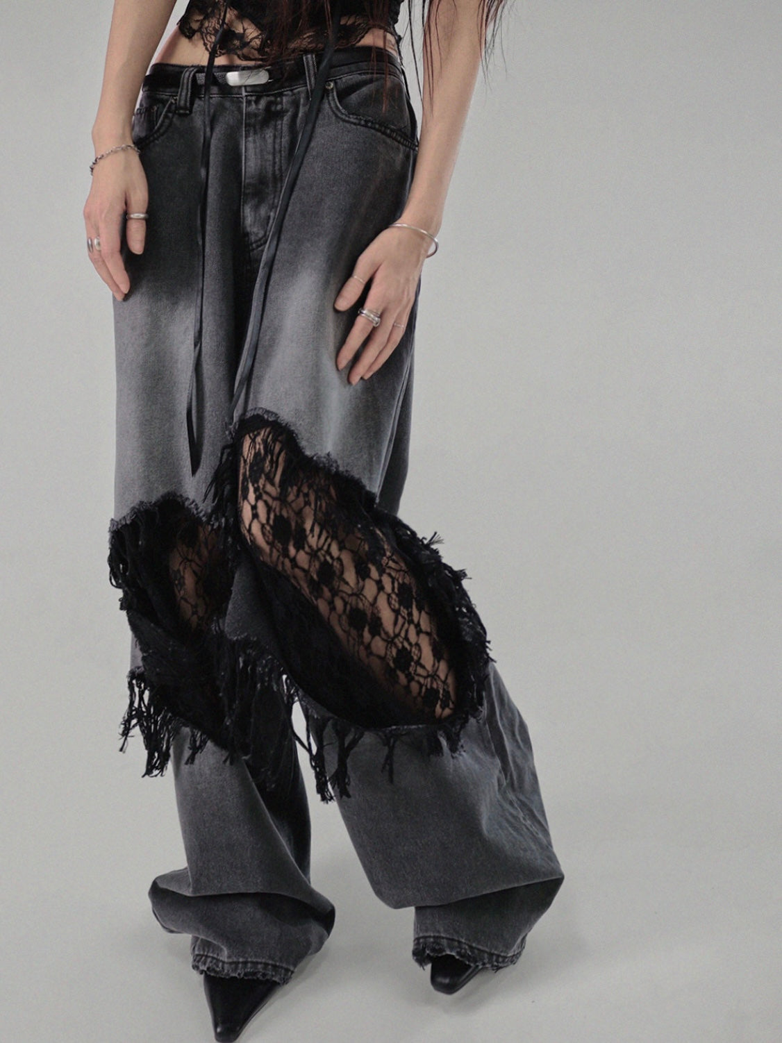 ‘HOW U FEEL’ jeans