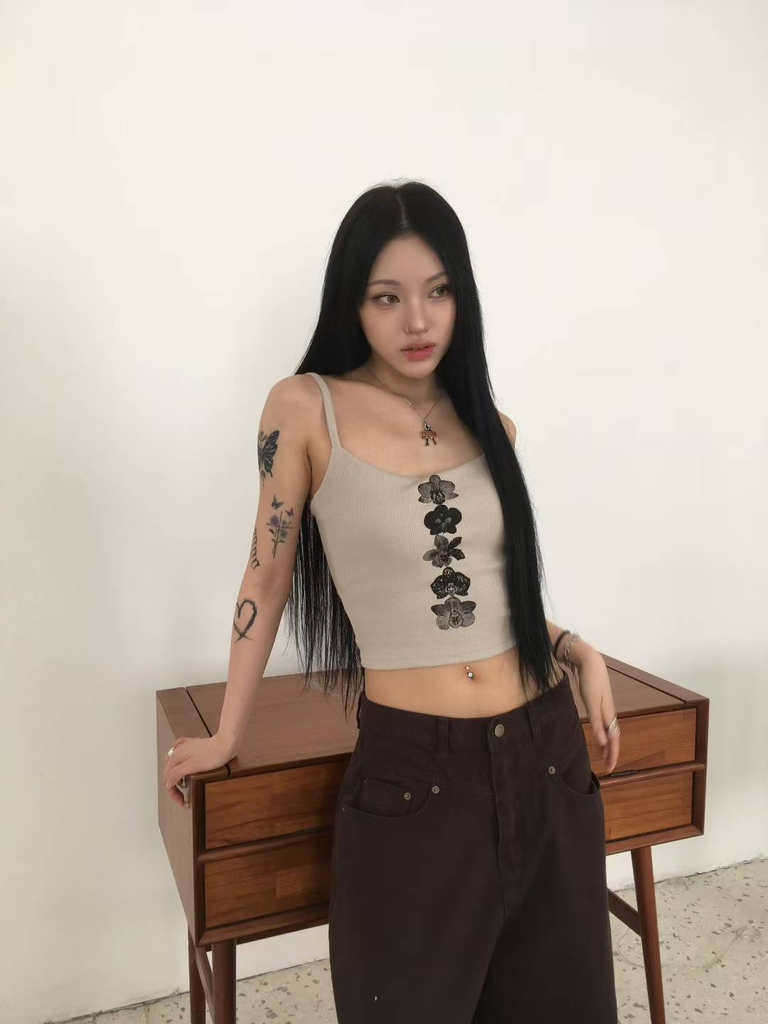Flowers tattoo tank top with padding