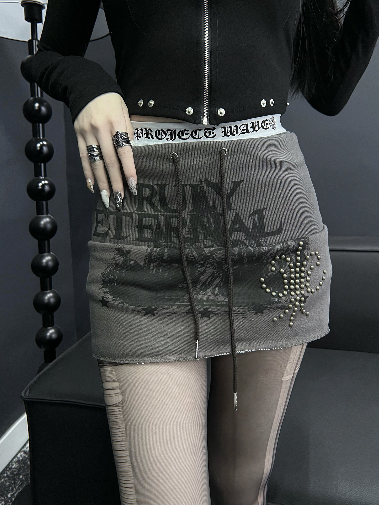 ‘TRULY’ skirt
