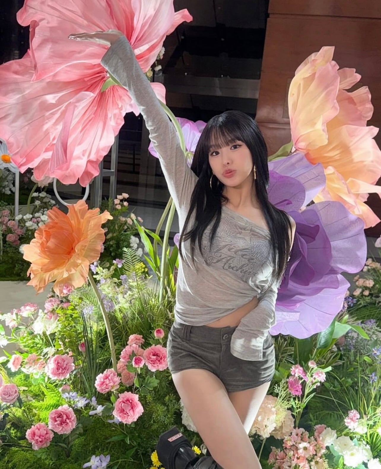 [ Natty同款 ]
STAR WING SHEER LONG SLEEVE