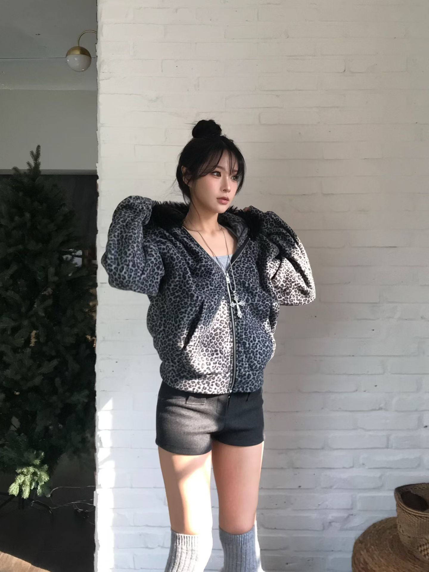 ‘AH AH’ leopard fur hoodie zip up