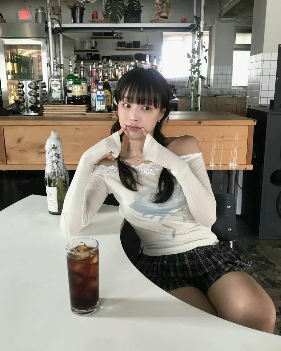 Rosie lace off shoulder top