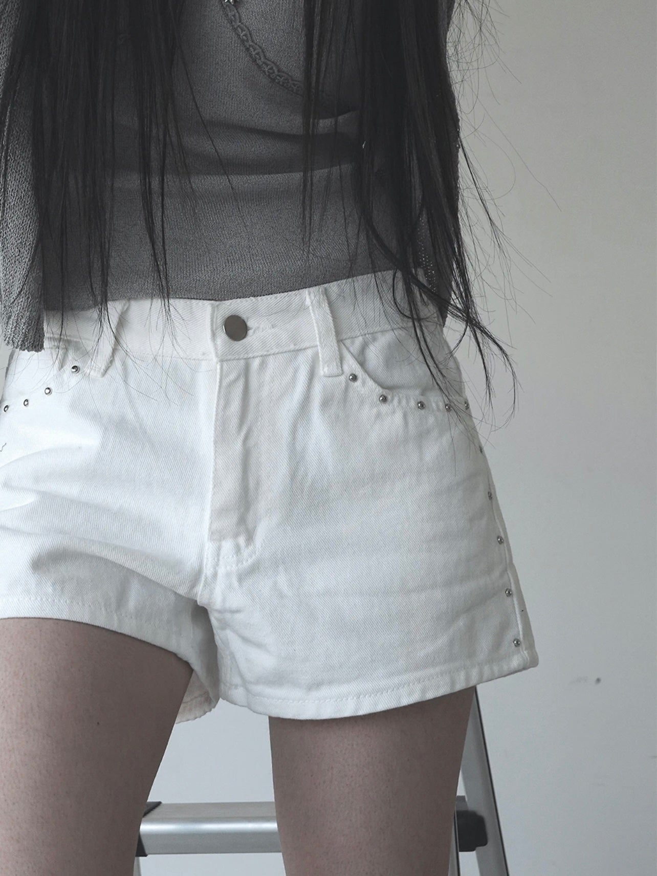 ‘Blind’ shorts
