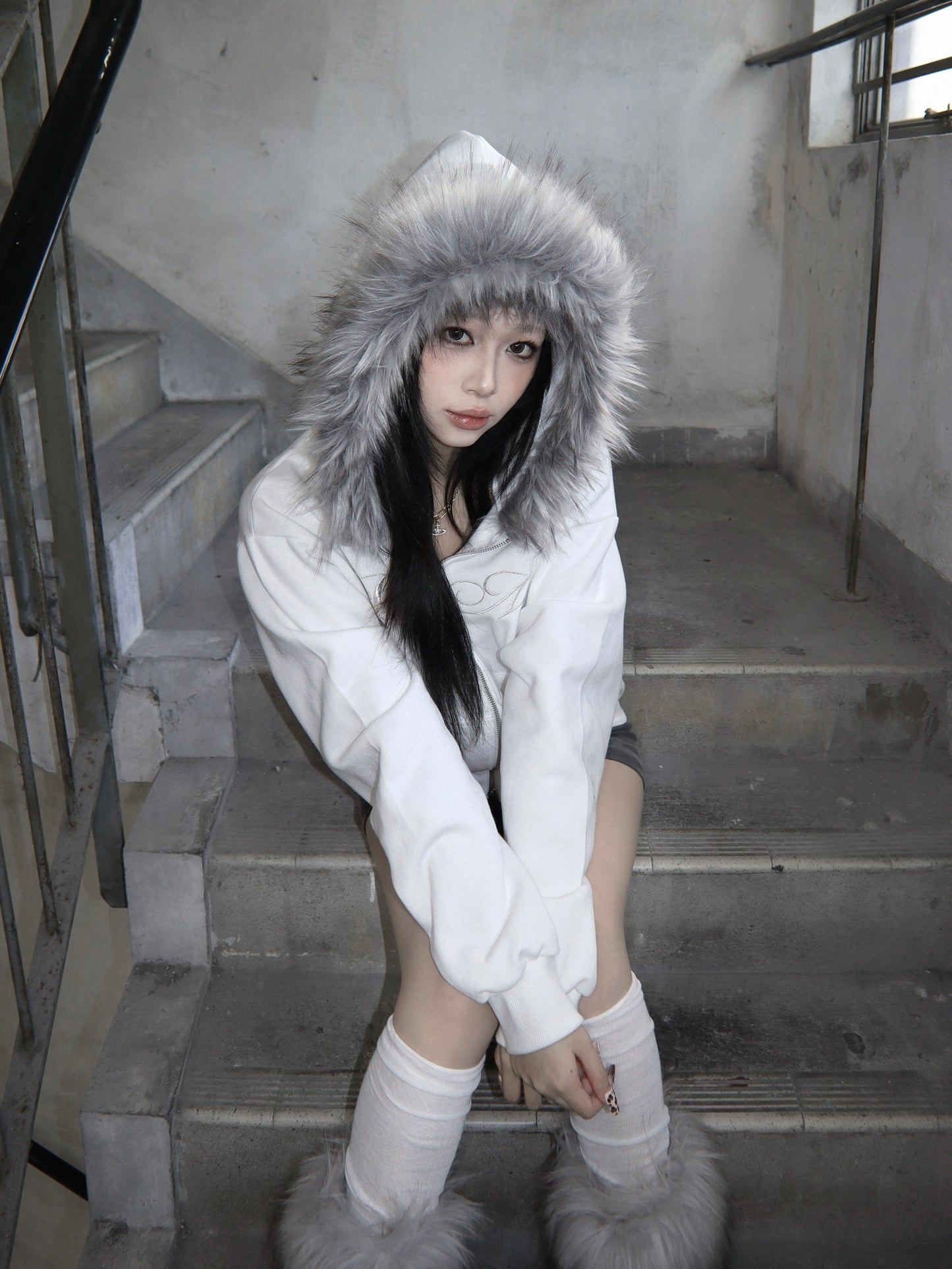 ‘BITE ME’ hoodie zipup