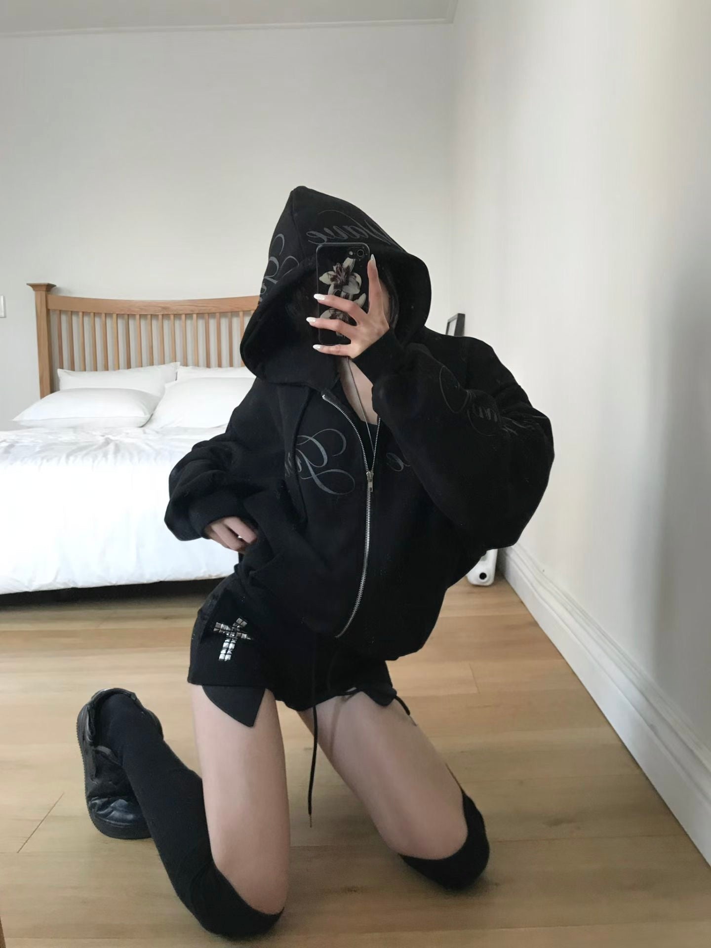 ‘Second emotion’ hoodie zipup