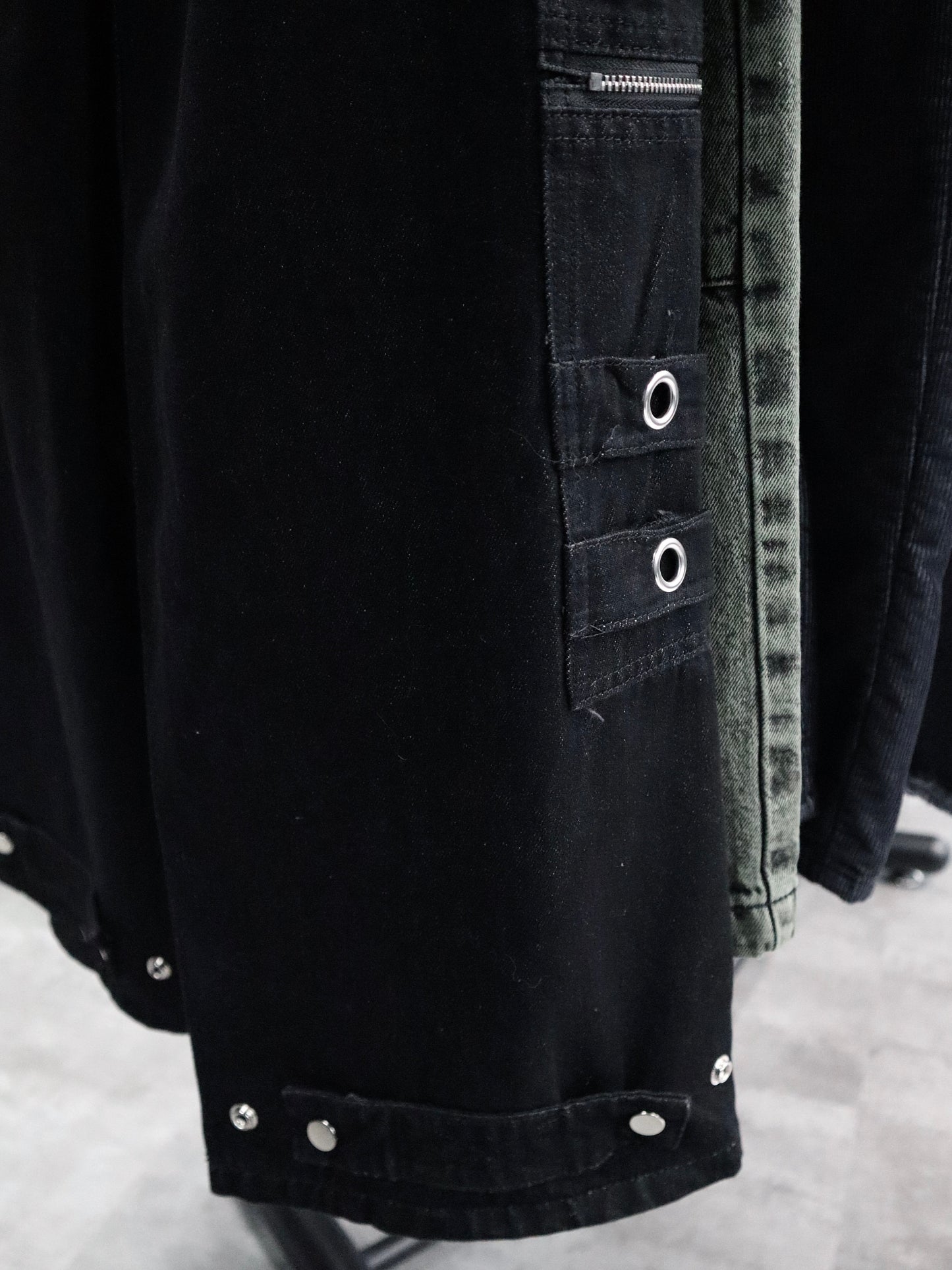 [unisex] metal ring adjustable jeans