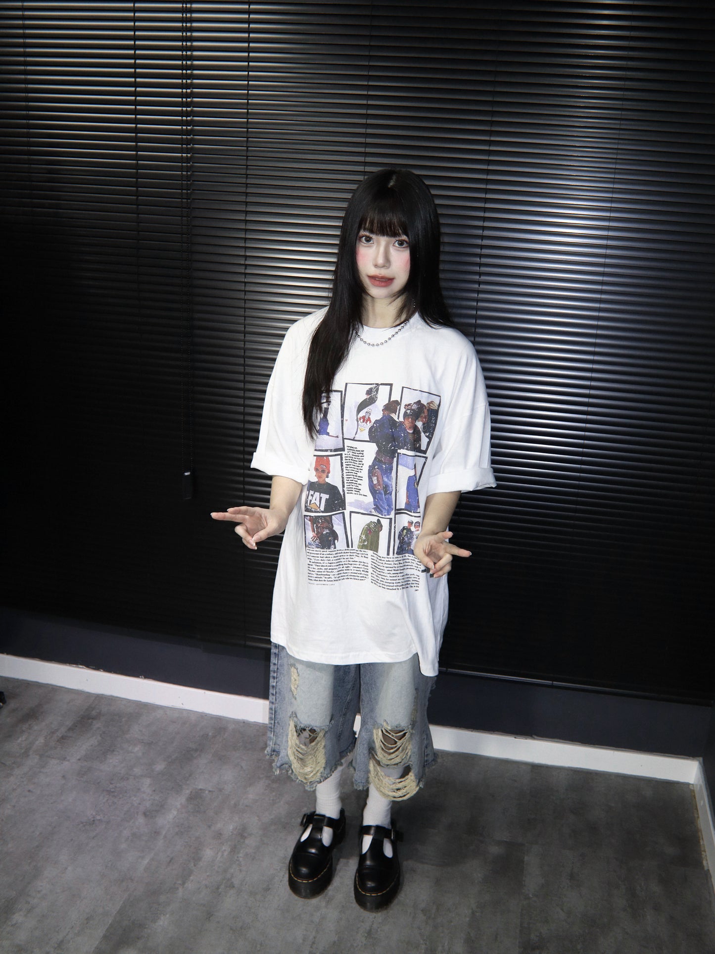 skateboard boy print tee