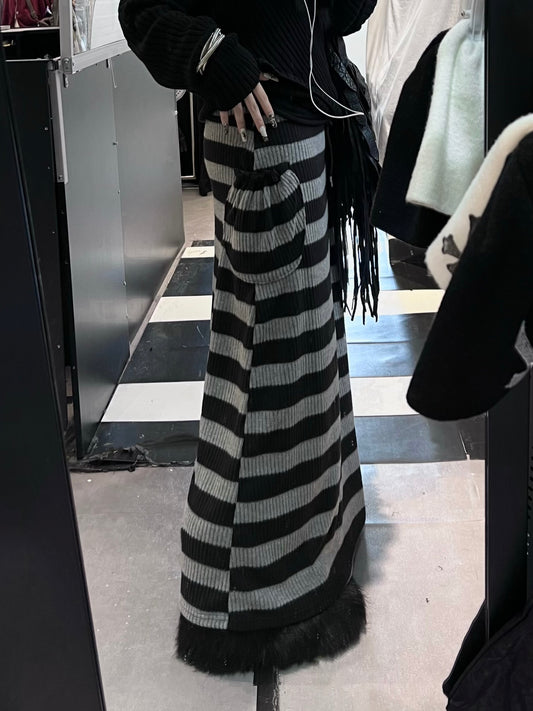 ‘Fell in Luv’ long skirt