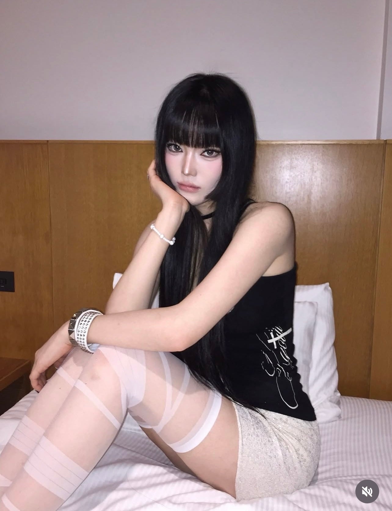STRING SHIRRING SLEEVELESS