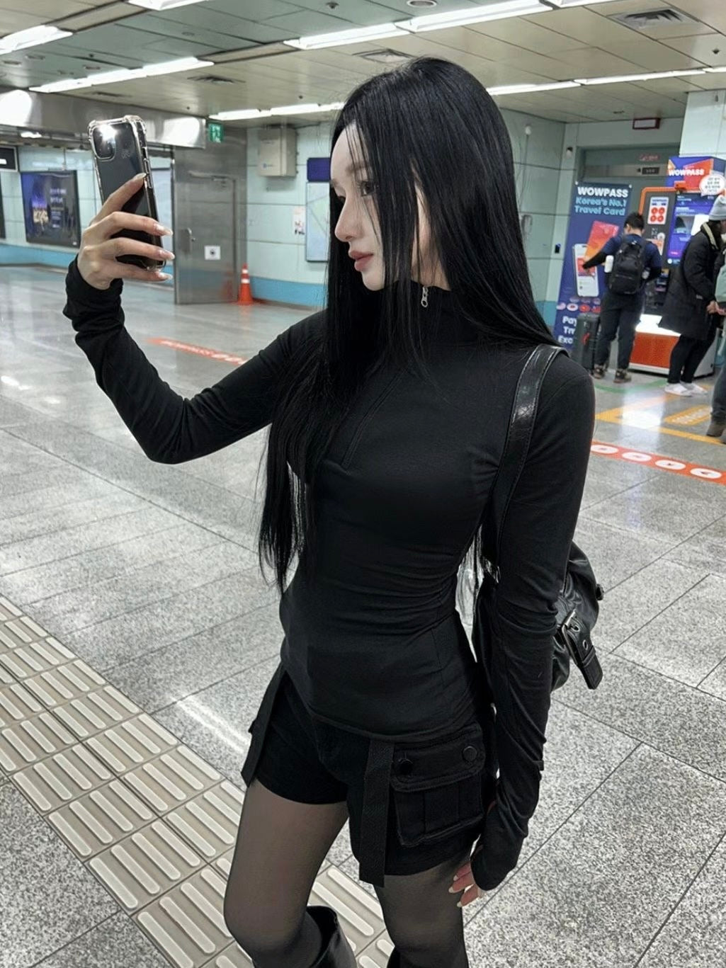 ‘BABE’ zip up top