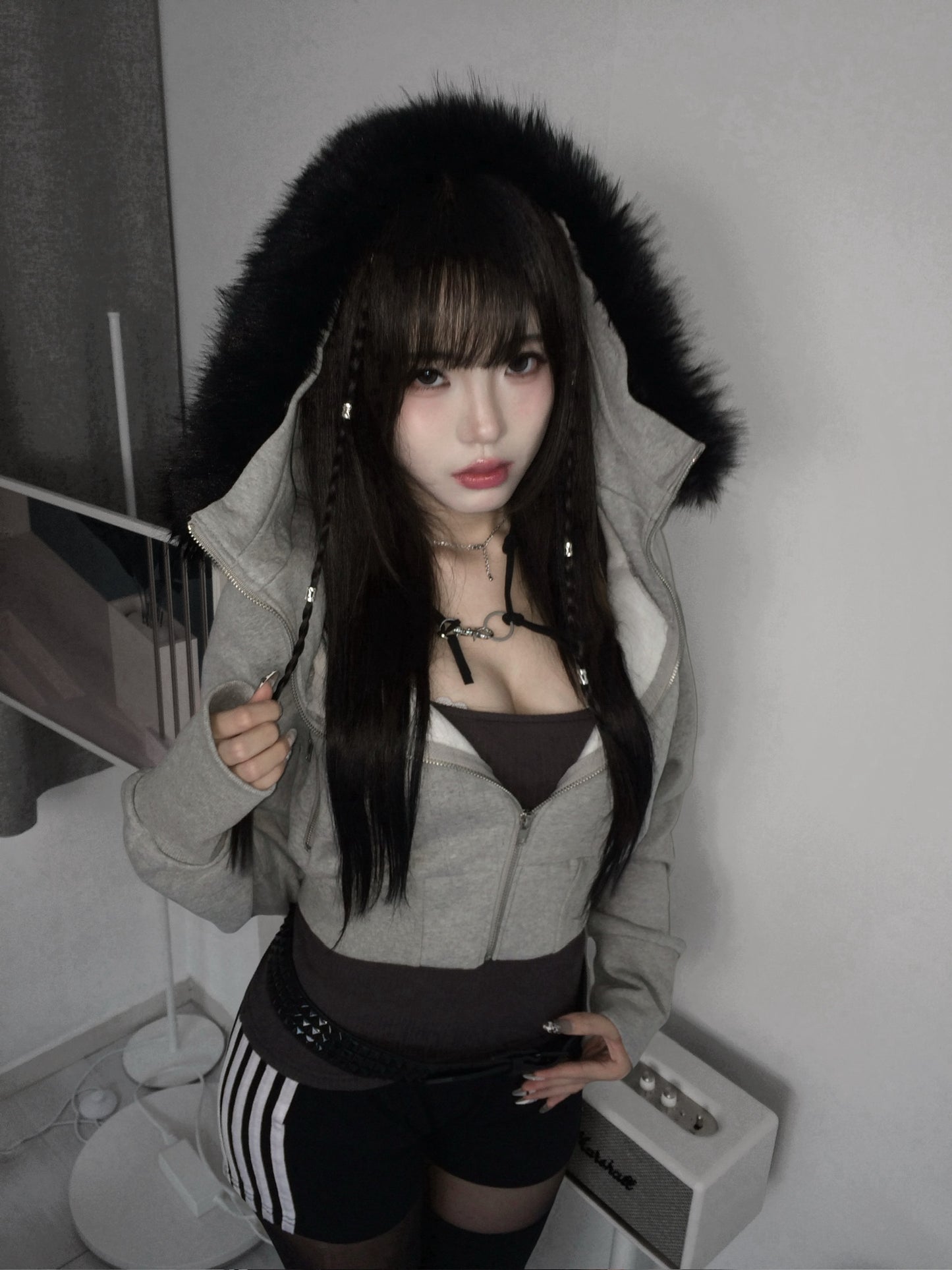 ‘Jealous type’ fur cropped hoodie zip up