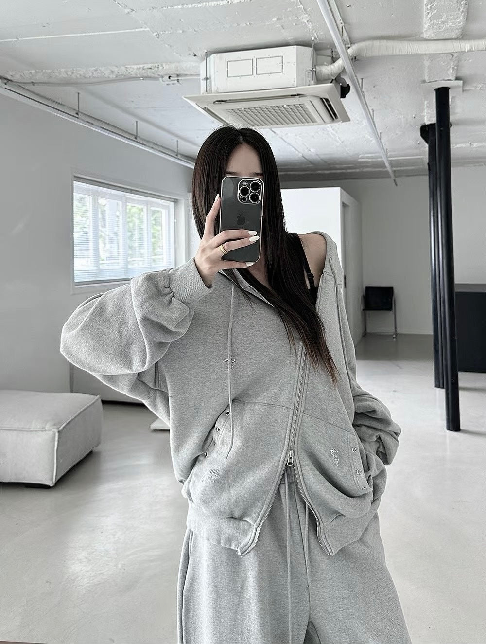 Eyelet hoodie zipup